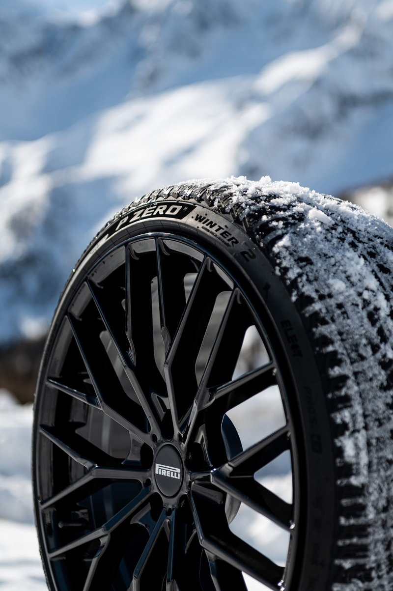 Foto: Pirelli - Auch sportliche Winterreifen auf schicken Felgen sind heute keine Seltenheit mehr